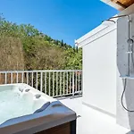Villa Senka - Four Bedroom Rogotin