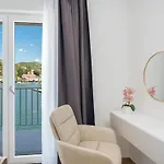 Senka - Four Bedroom * Rogotin