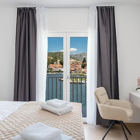 Villa Senka - Four Bedroom *