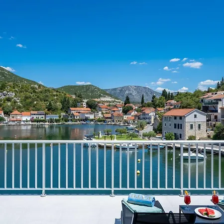 Senka - Four Bedroom Villa