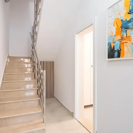 Senka - Four Bedroom Villa