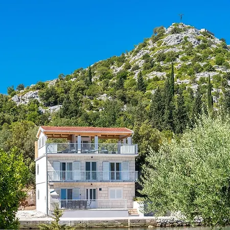 Βίλα Senka - Four Bedroom Rogotin