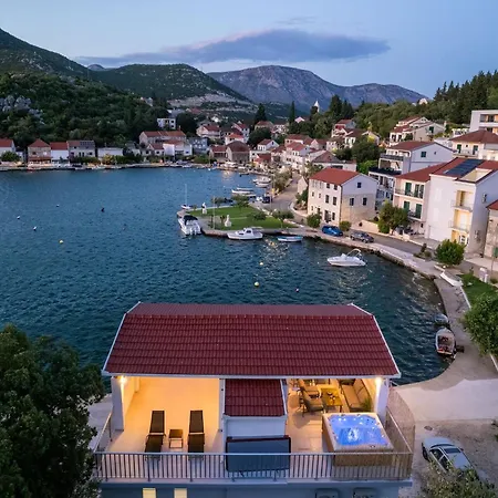 Senka - Four Bedroom